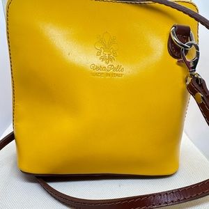 Vera Pelle crossbody bag